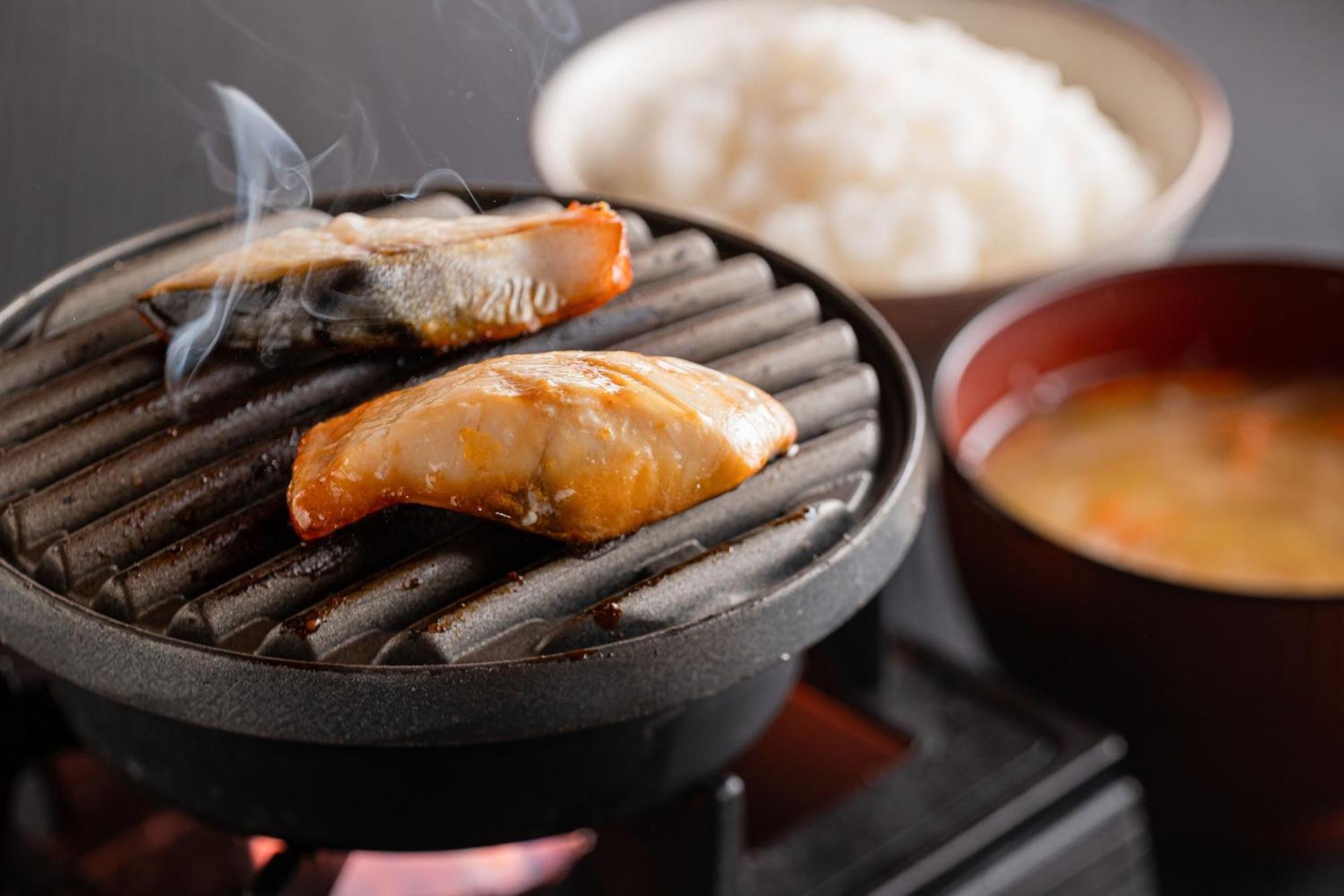 유카이 리조트 시라하마 사이초라쿠 외부 사진
